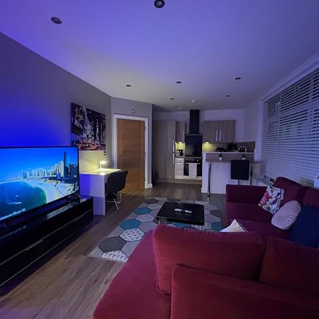 24-7 Secured City Centre Apartments With Free Underground Parking And Wifi Birmingham Extérieur photo