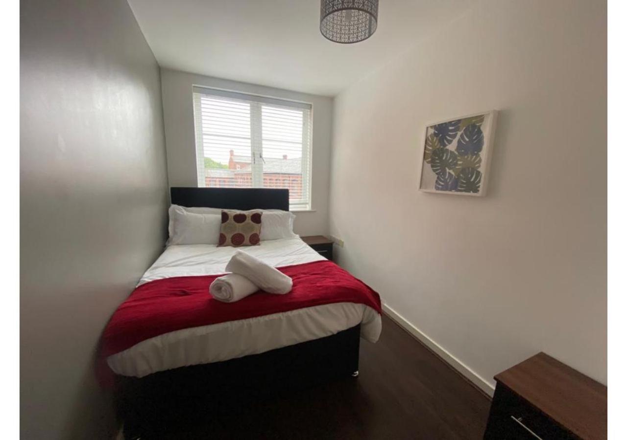24-7 Secured City Centre Apartments With Free Underground Parking And Wifi Birmingham Extérieur photo