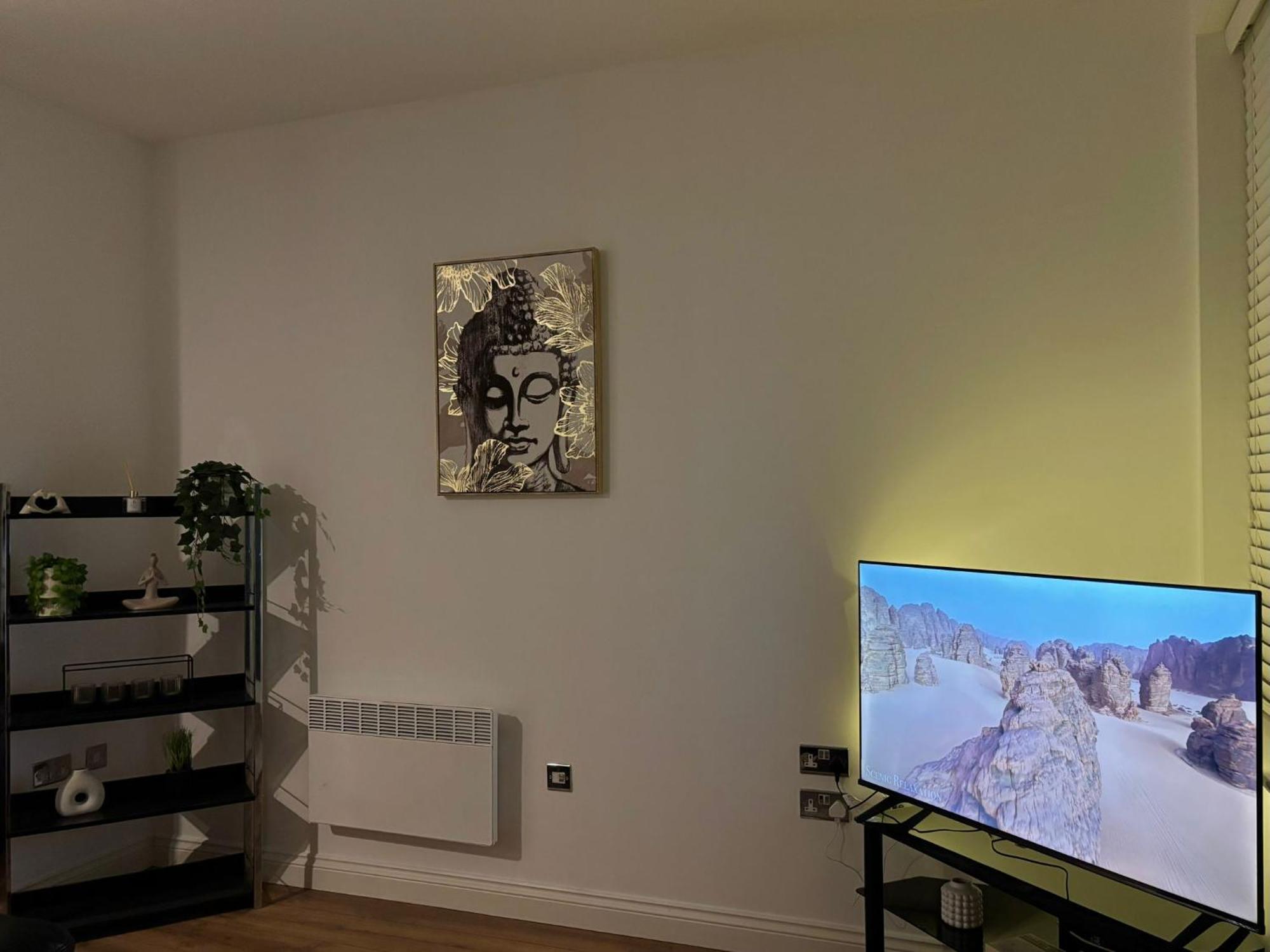 24-7 Secured City Centre Apartments With Free Underground Parking And Wifi Birmingham Extérieur photo
